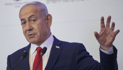 以媒爆料：内塔尼亚胡正在特朗普与普京之间私下调解，以缓和美俄紧张关系