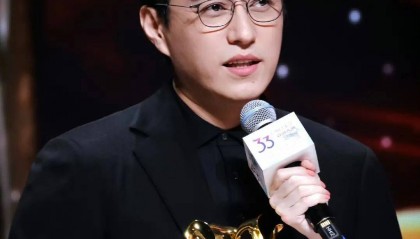 今日热点：靳东回应首获白玉兰；郑渊洁承认写不过AI的郑渊洁......