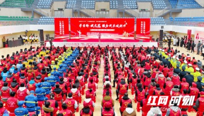 一片“邵阳红”全城学雷锋 邵阳广泛开展系列志愿服务主题活动
