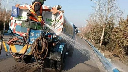 平顶山石龙区：全力开展公路环境提升工作