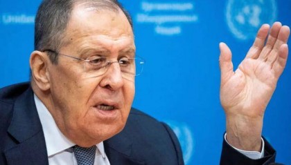 特朗普又改口！3350枚巡航导弹援乌，普京该不该炸？已是进退两难