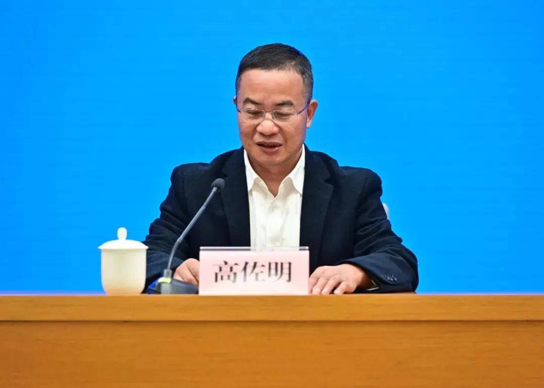 大丰体育文化运营！2024台州马拉松新闻发布会召开，奖牌、参赛服惊喜亮相！