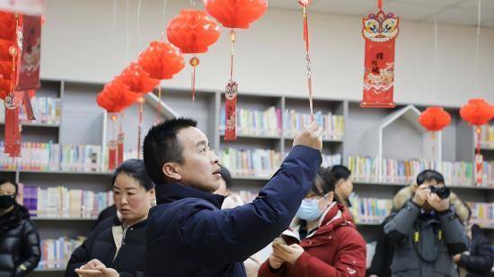 桐城：灯谜添彩闹元宵