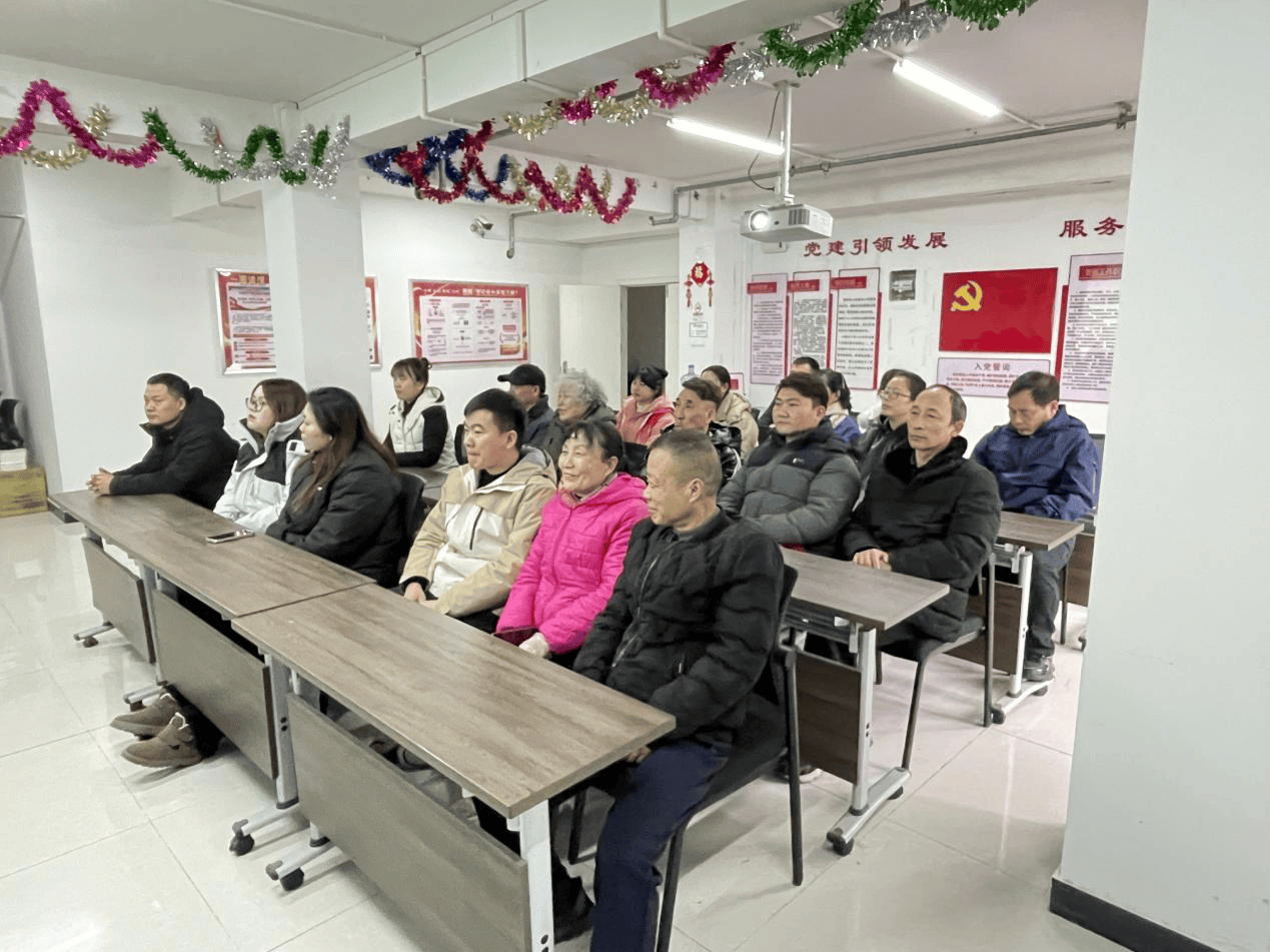 蚌埠东风街道民政服务站开展 “共享美好‘食’光”食品安全宣传活动