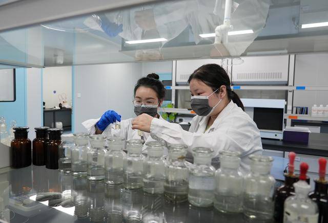 河南日报整版特刊聚焦驻马店