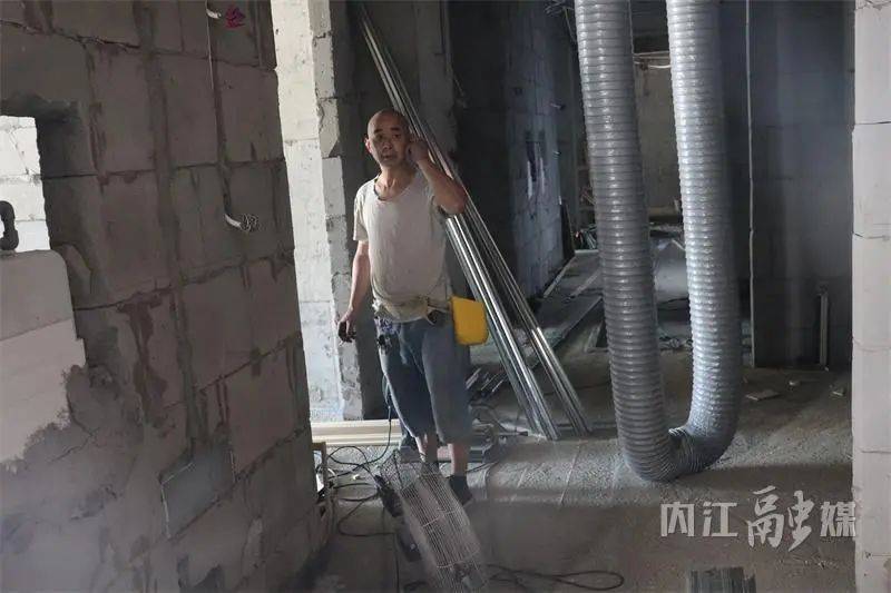 装修噪声影响孩子备考，内江市民果断举报——