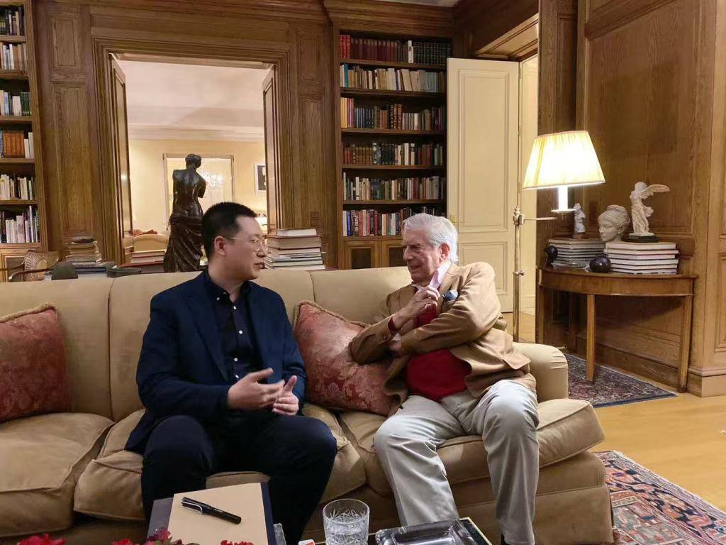 文学花边｜略萨与中国：故事抵达了如此遥远的地方