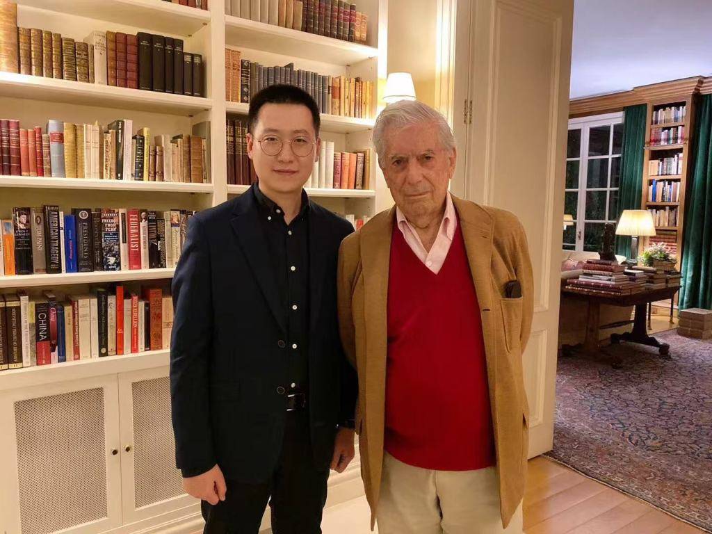 文学花边｜略萨与中国：故事抵达了如此遥远的地方