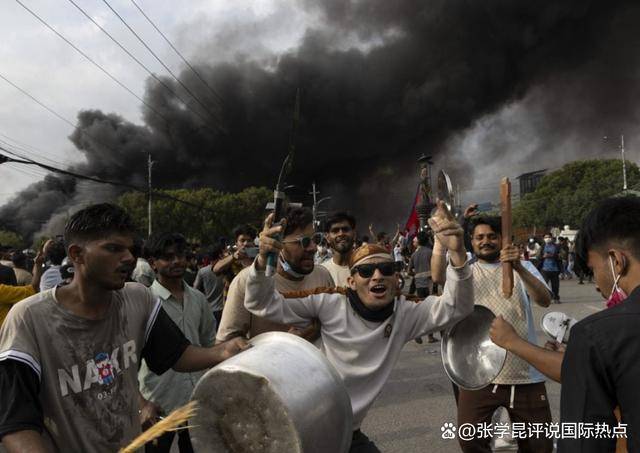 邻国一夜变天，高层接连遭殃，总理连夜跑路后，总统做出惊人决定