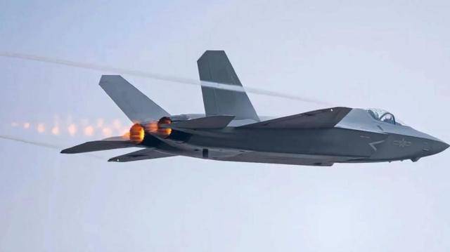 胡塞打击以色列，被沙特拦截，一声巨响炸出卡塔尔真相，中国成赢家？