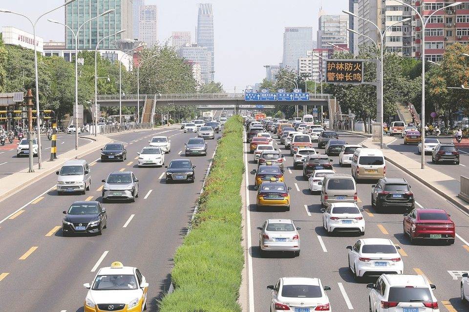 “十四五”期间淘汰高排放车辆近2000万辆